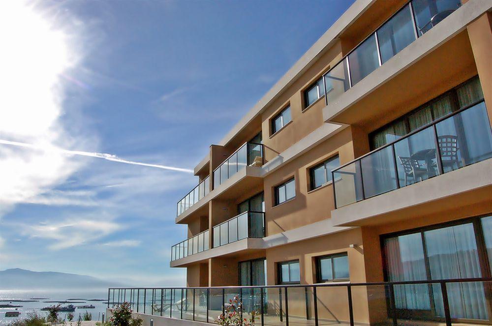 Apartamentos Turisticos Playa De Osmo Corme Exteriér fotografie