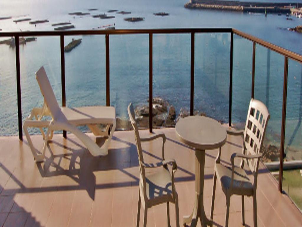 Apartamentos Turisticos Playa De Osmo Corme Exteriér fotografie