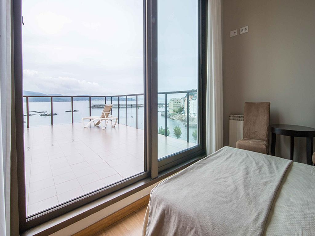 Apartamentos Turisticos Playa De Osmo Corme Exteriér fotografie