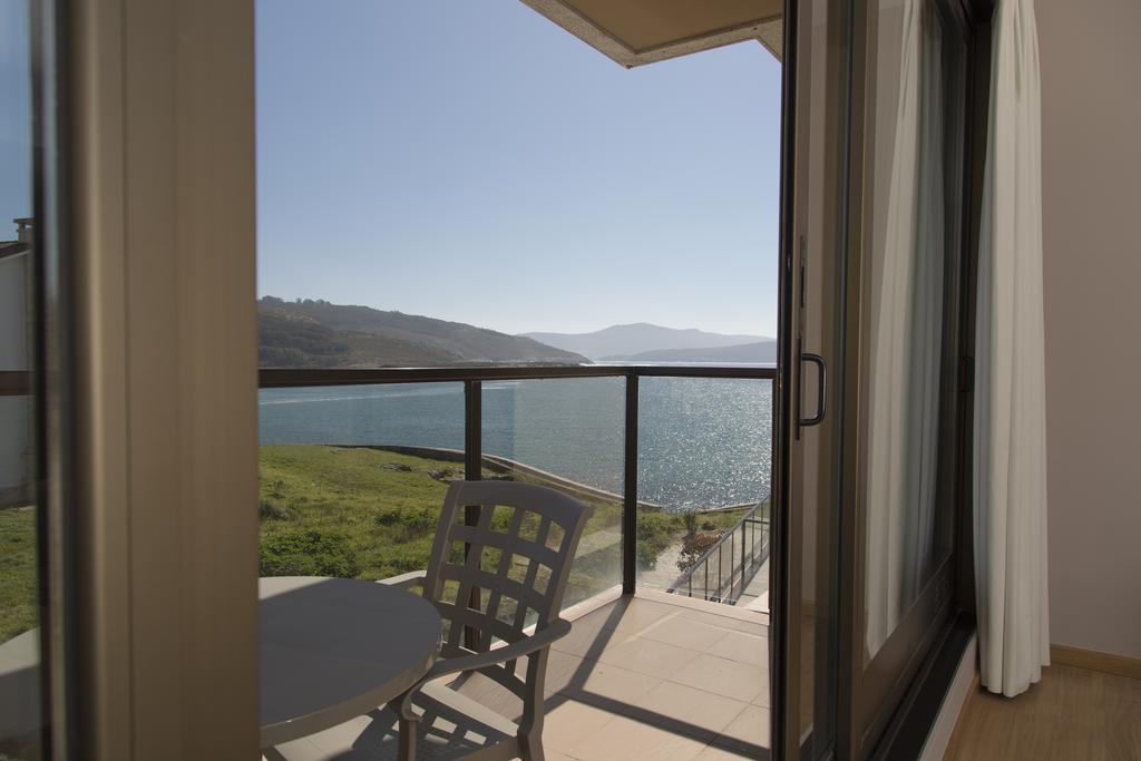 Apartamentos Turisticos Playa De Osmo Corme Exteriér fotografie
